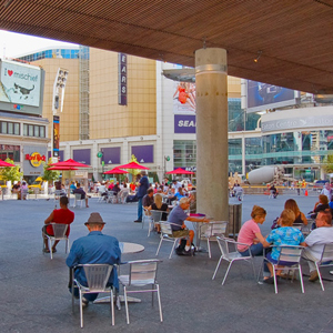 Yonge - Dundas Square